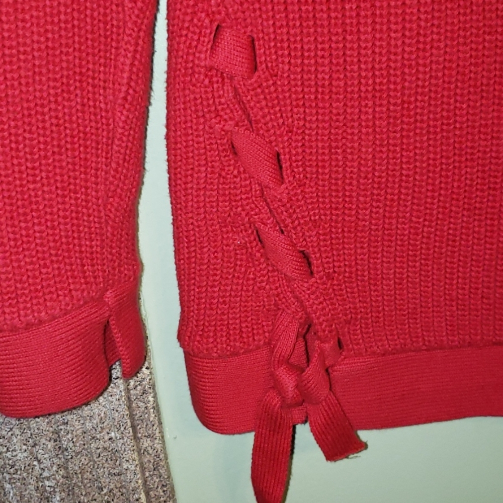 Loft pullover sweater (#555) - Picture 2 of 5